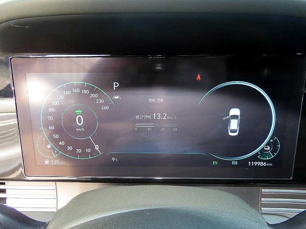 HYUNDAI Grandeur - Vista 9