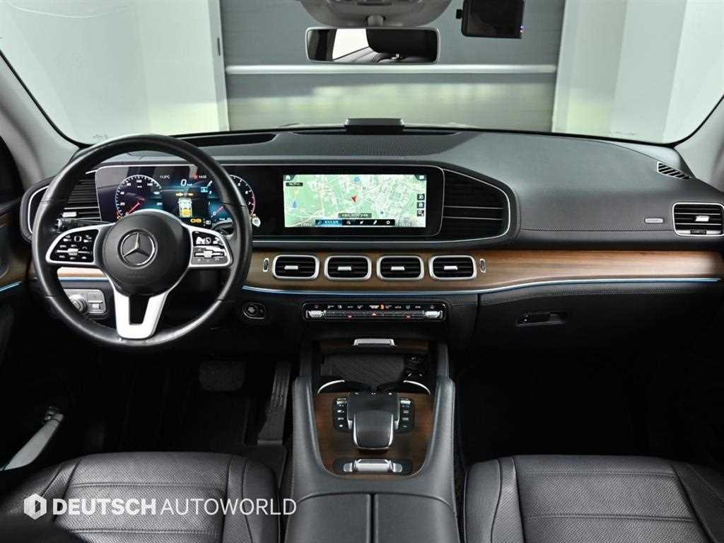 Mercedes Benz GLE Class - Vista 7