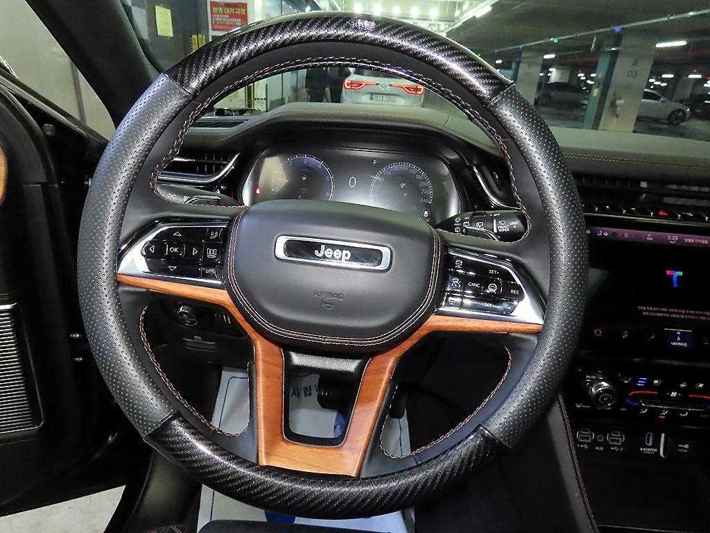 Jeep Cherokee - Vista 8