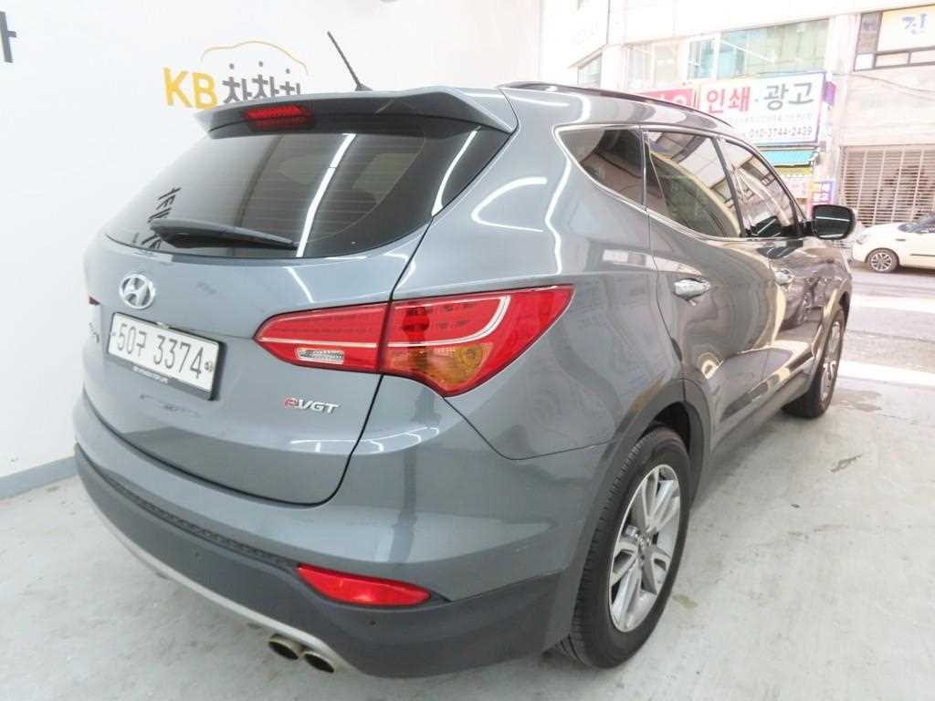 HYUNDAI Santa Fe - Vista 3