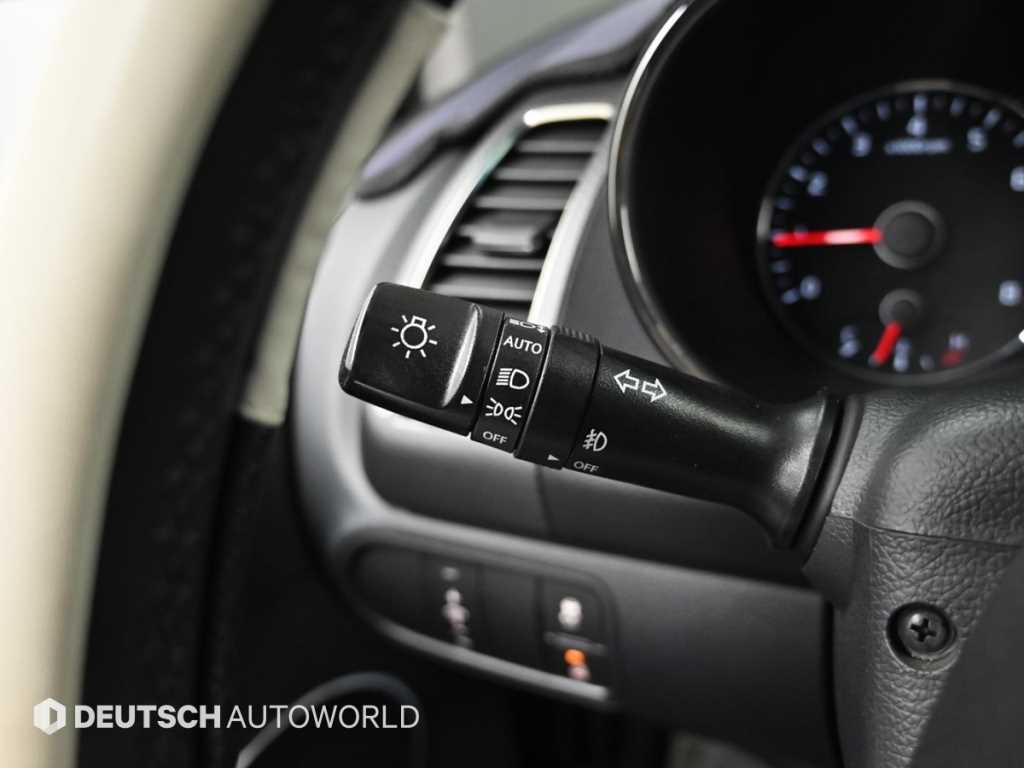 KIA K3 2017 Negro - Importación desde Corea - HF Imports Iquique - Foto 17