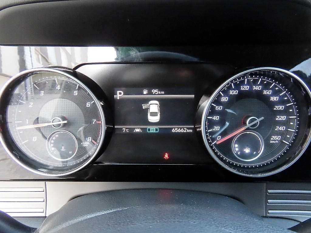 HYUNDAI Grandeur - Vista 9