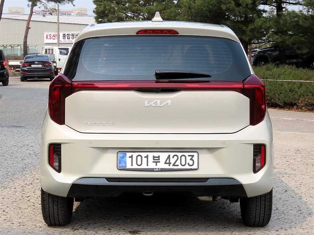 KIA Morning - Vista 4