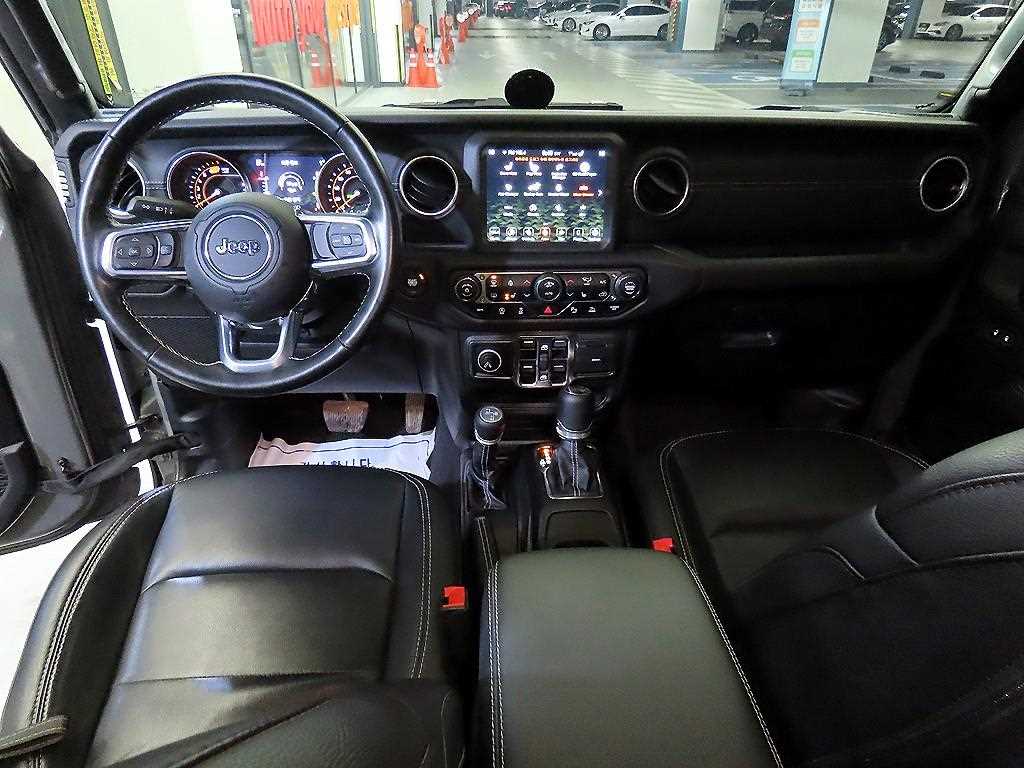 Jeep Wrangler - Vista 10
