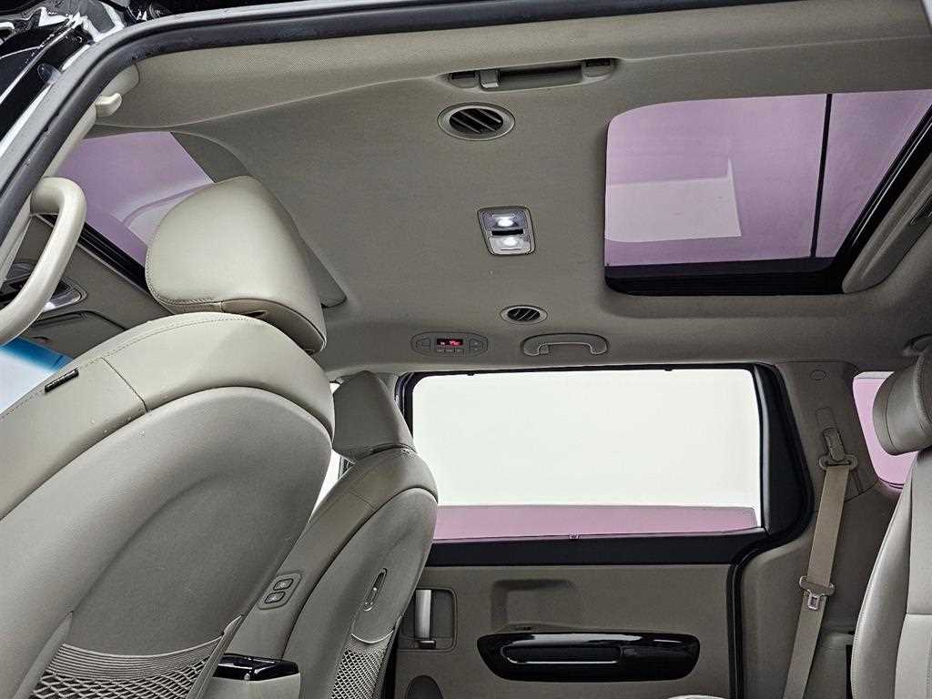 KIA Carnival 2019 Negro - Importación desde Corea - HF Imports Iquique - Foto 17