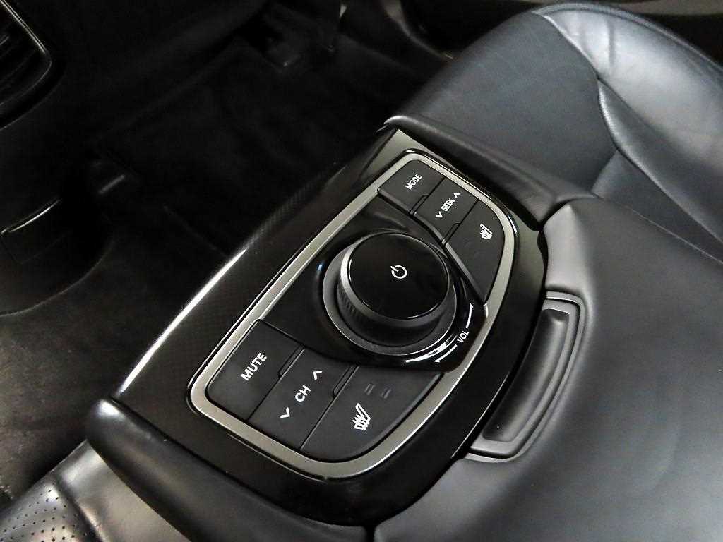 HYUNDAI Grandeur 2015 Negro - Importación desde Corea - HF Imports Iquique - Foto 17