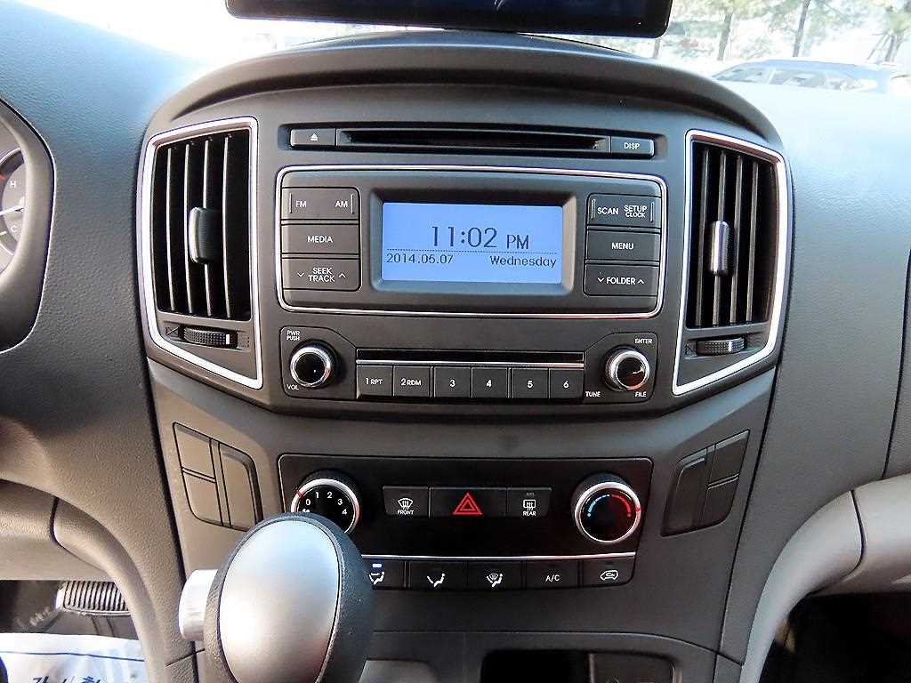 HYUNDAI Starex 2021 Plateado - Importación desde Corea - HF Imports Iquique - Foto 13