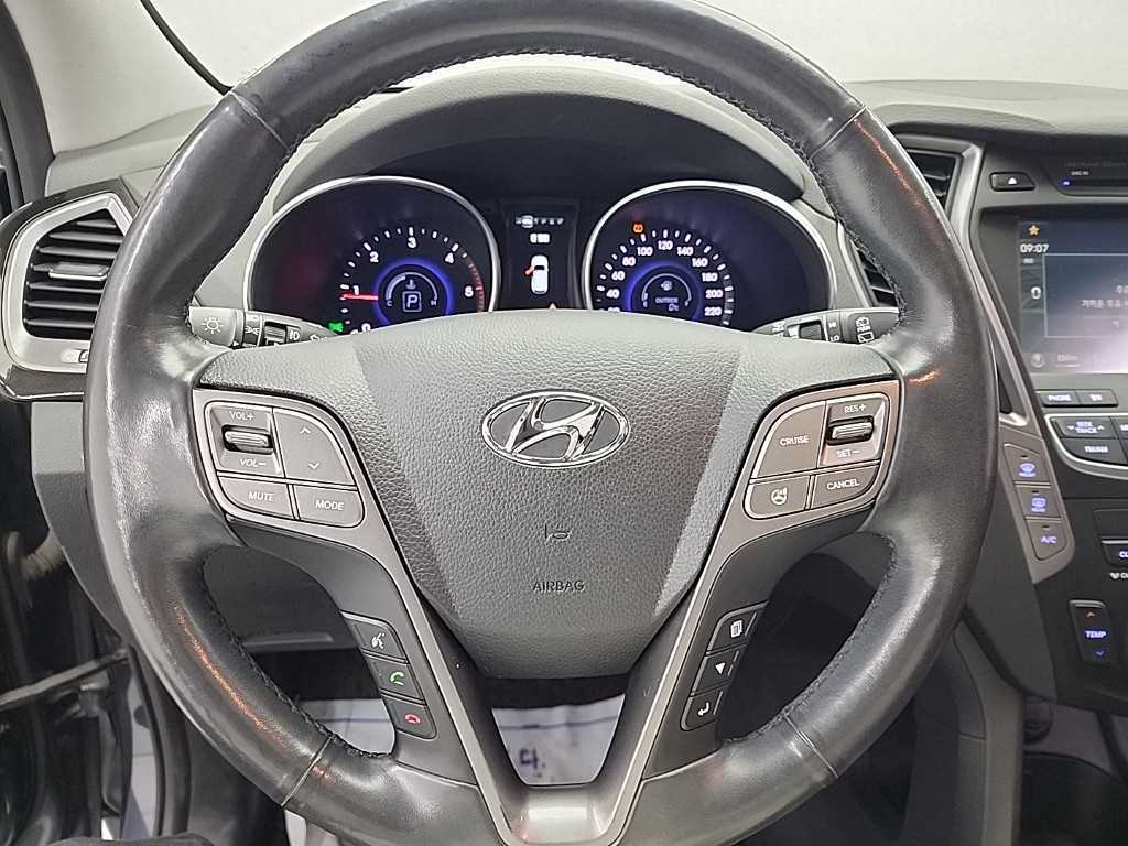 HYUNDAI Maxcruz - Vista 9