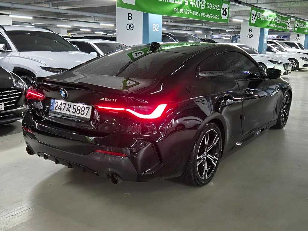 BMW 4 Series - Vista 4