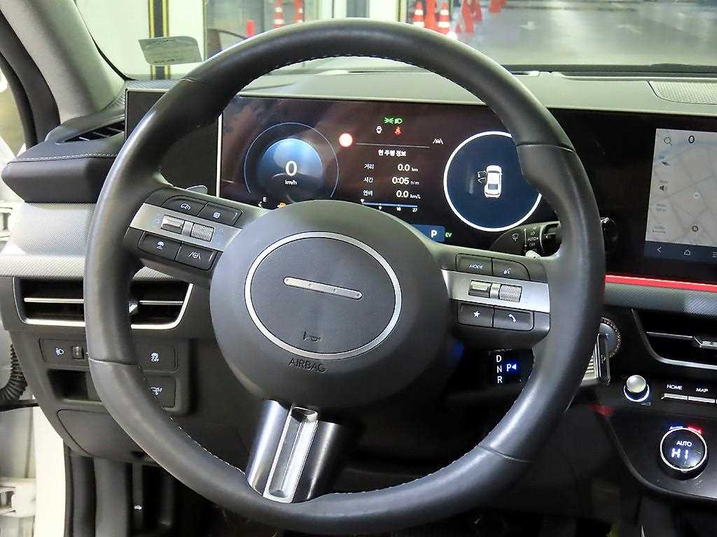 HYUNDAI Sonata - Vista 8