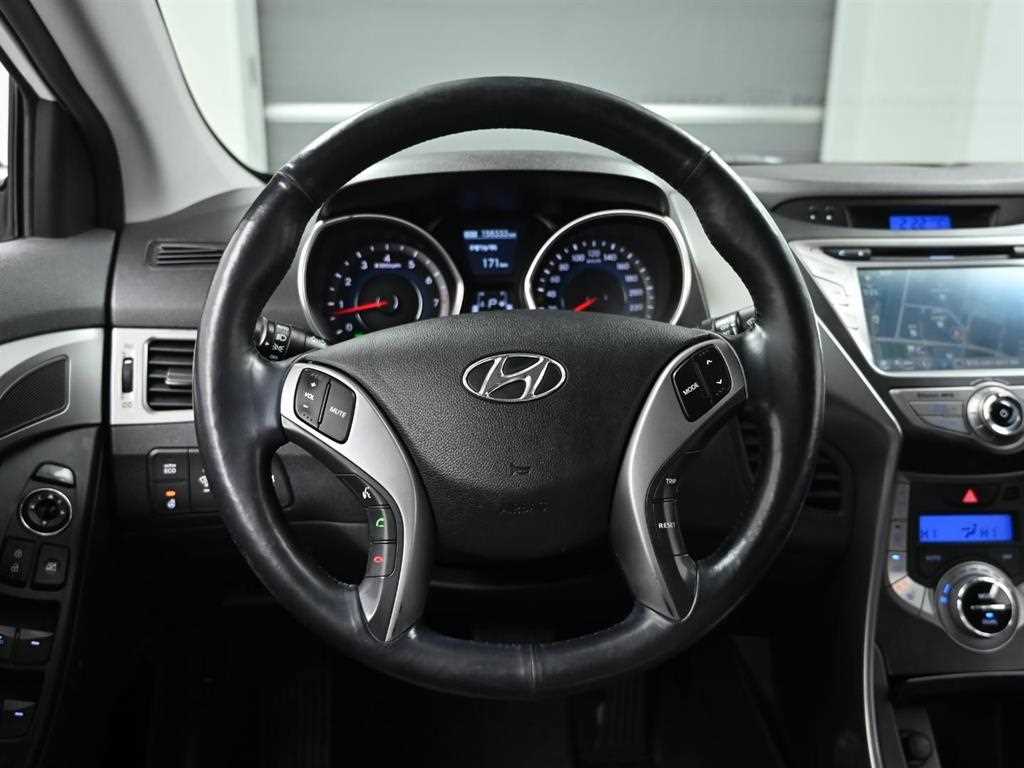 HYUNDAI Avante 2014 Blanco - Importación desde Corea - HF Imports Iquique - Foto 13