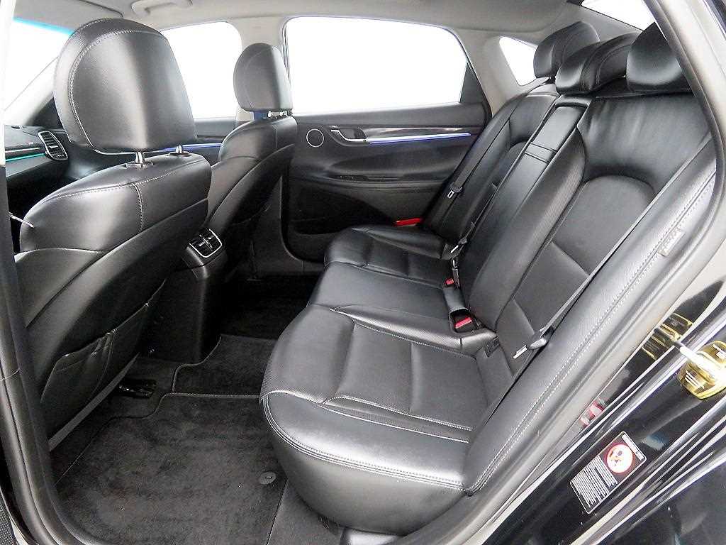 HYUNDAI Grandeur - Vista 7