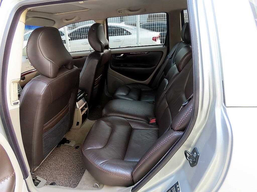 Volvo XC70 - Vista 6