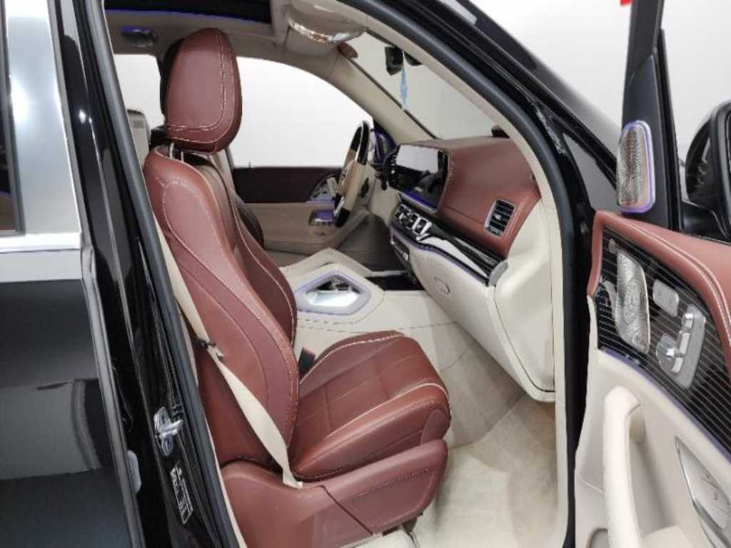 Mercedes Benz GLS Class - Vista 11