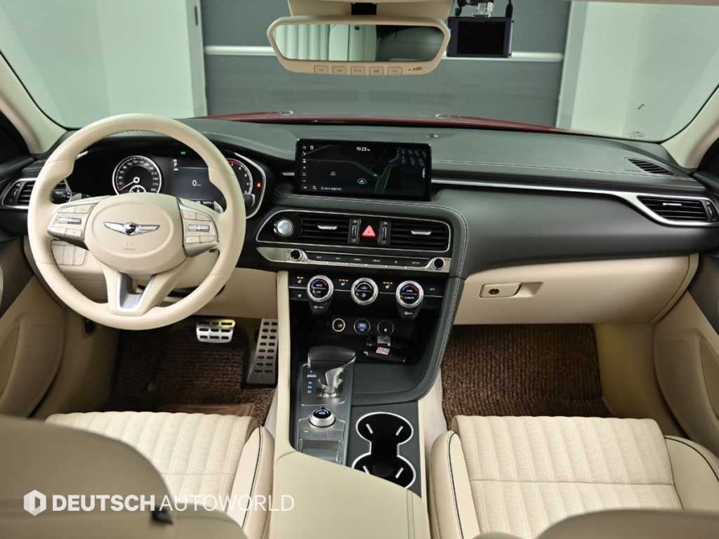 Genesis G70 - Vista 7