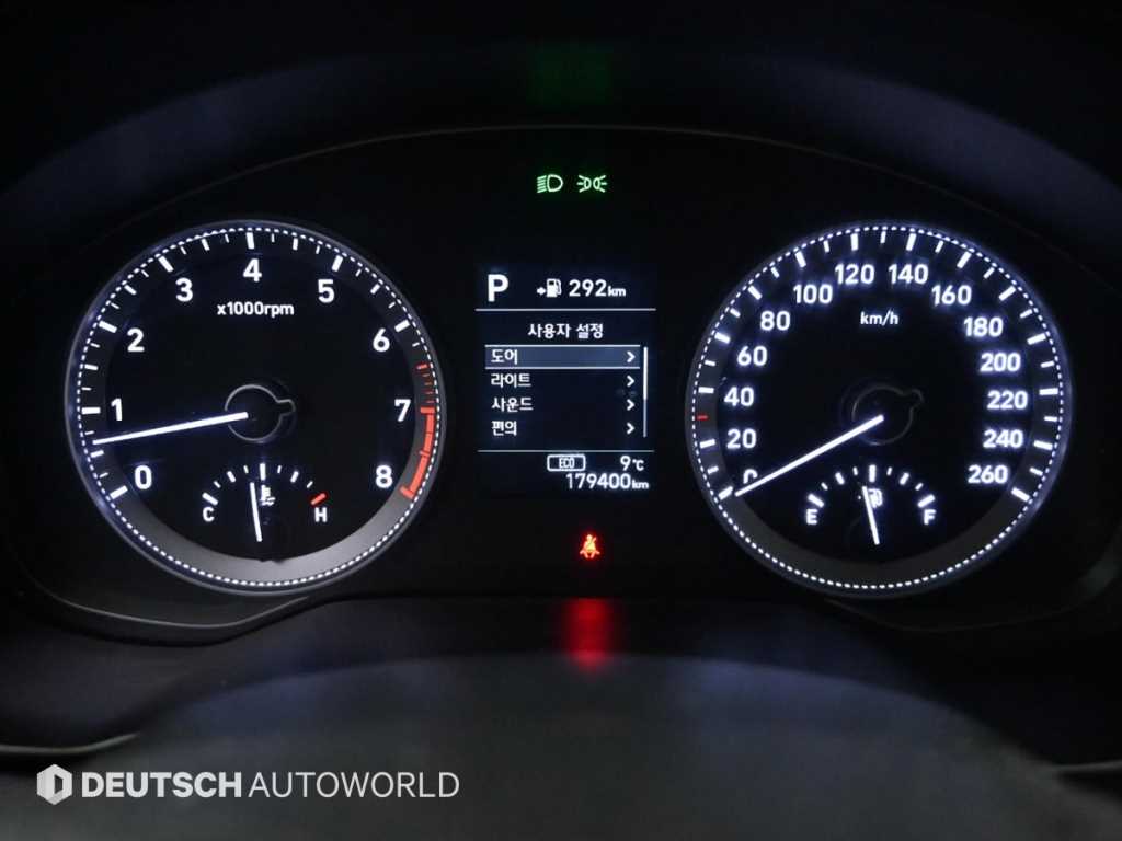 HYUNDAI Grandeur - Vista 8