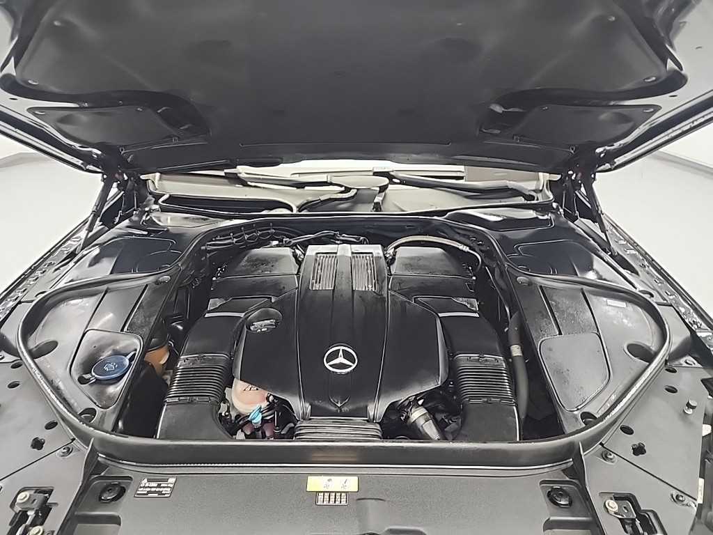 Mercedes Benz S Class - Vista 5