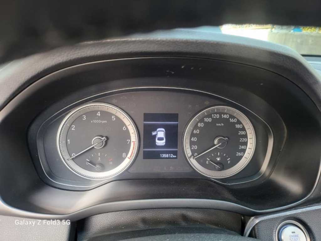 HYUNDAI Grandeur - Vista 3