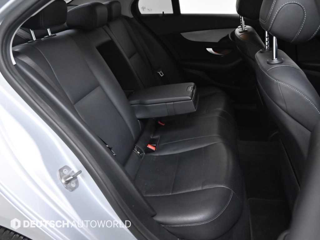 Mercedes Benz C Class - Vista 12