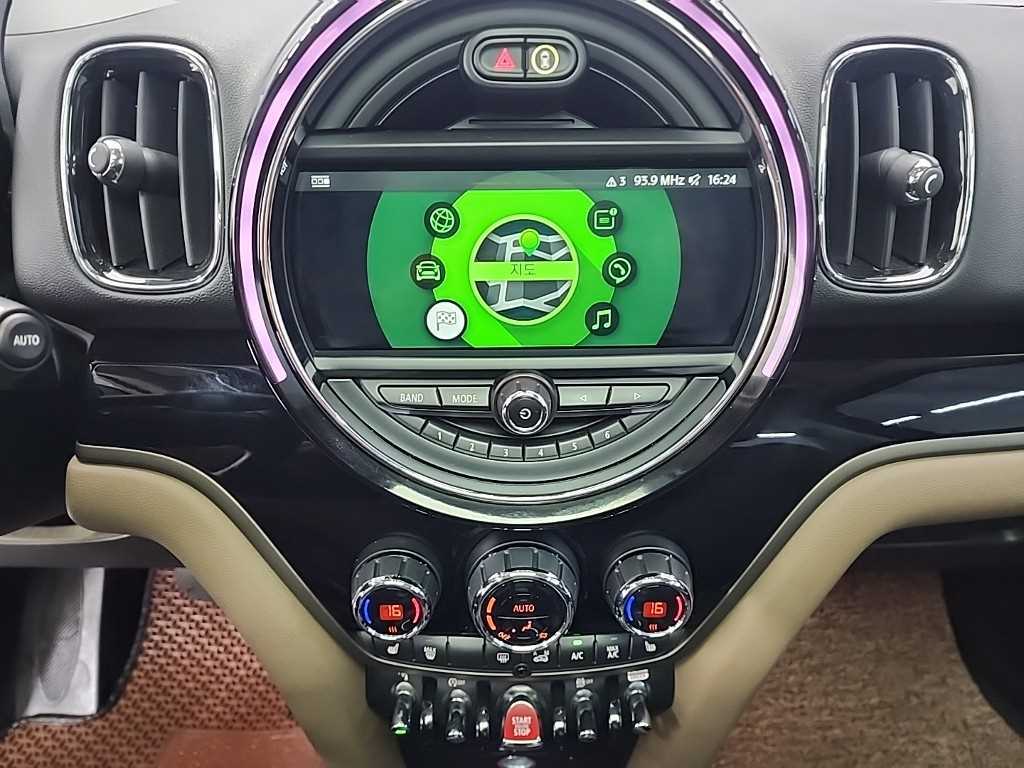 Mini Countryman - Vista 11