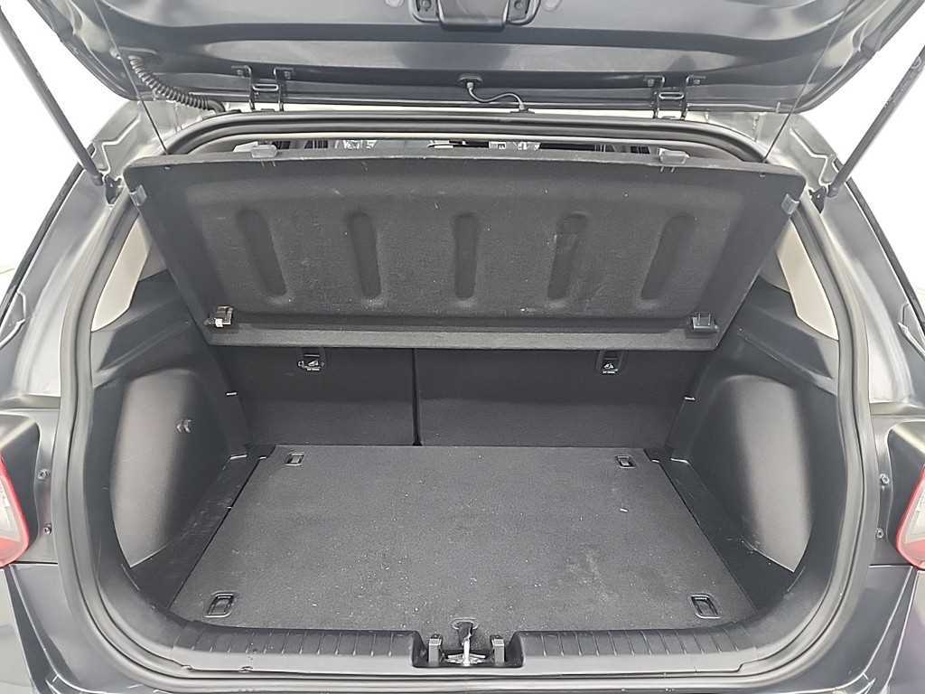 HYUNDAI Venue 2021 Gris - Importación desde Corea - HF Imports Iquique - Foto 18