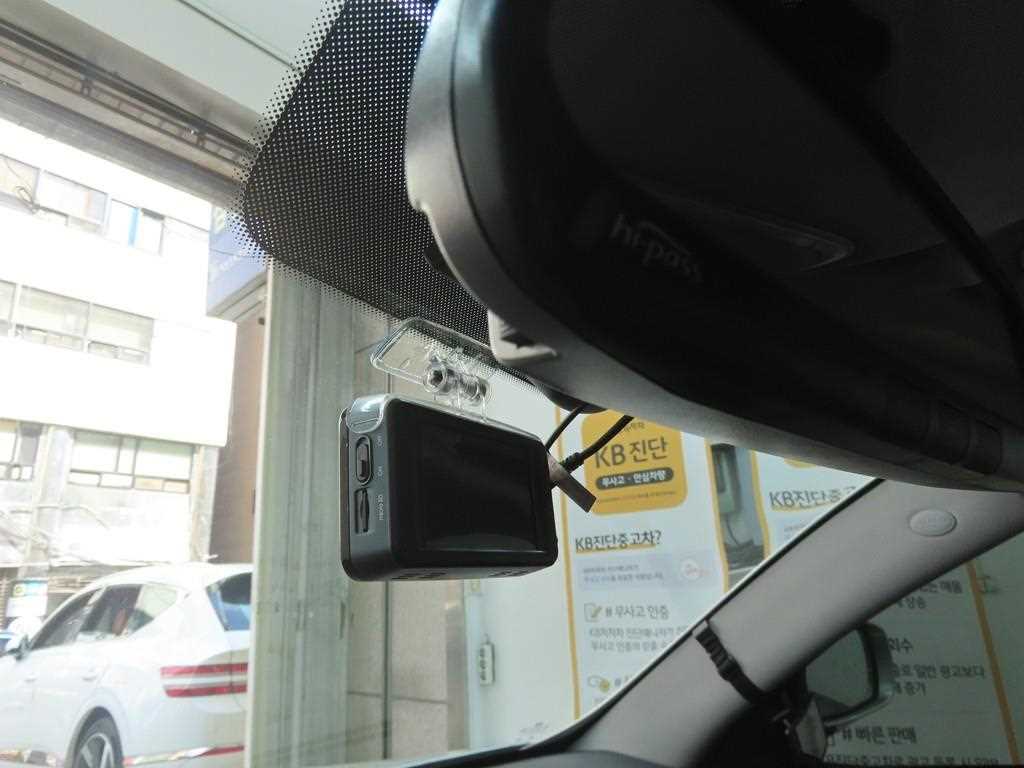 HYUNDAI Genesis - Vista 11