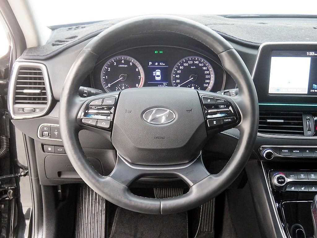 HYUNDAI Grandeur - Vista 11