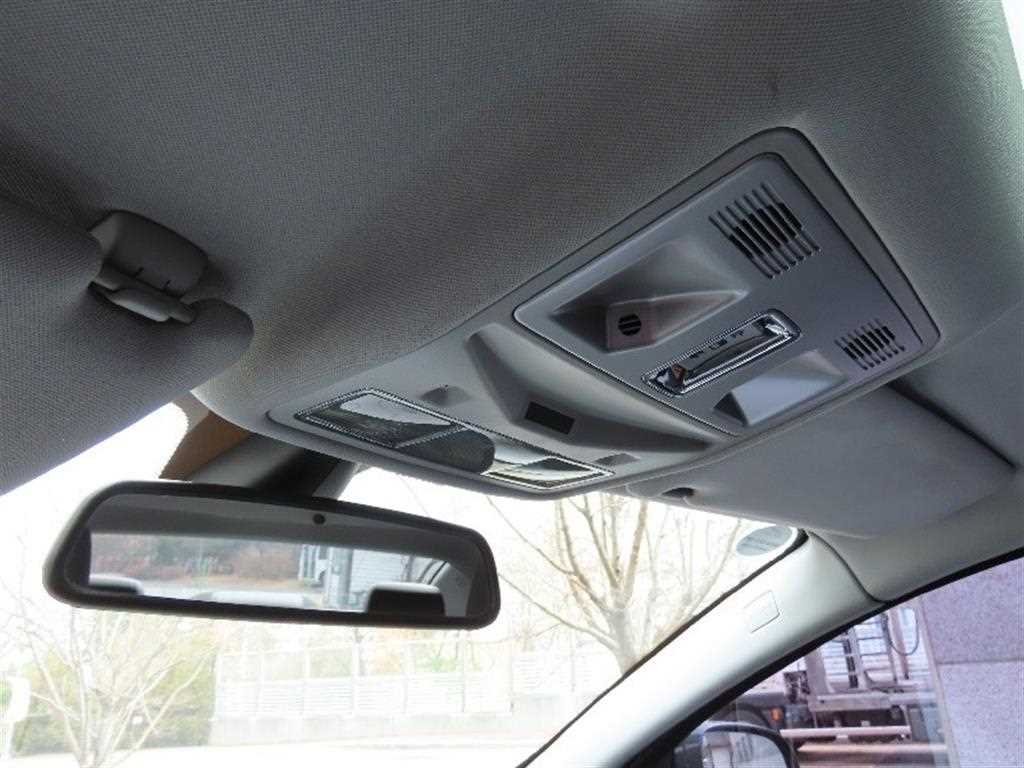 Jaguar XF - Vista 10