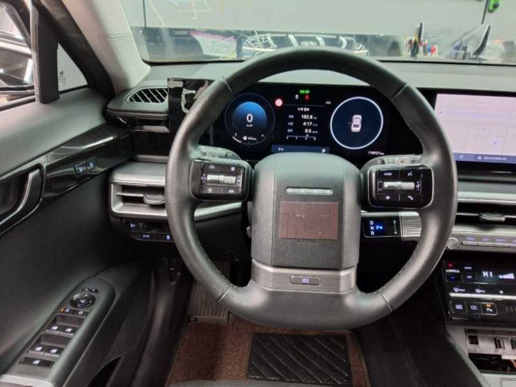 HYUNDAI Grandeur - Vista 11