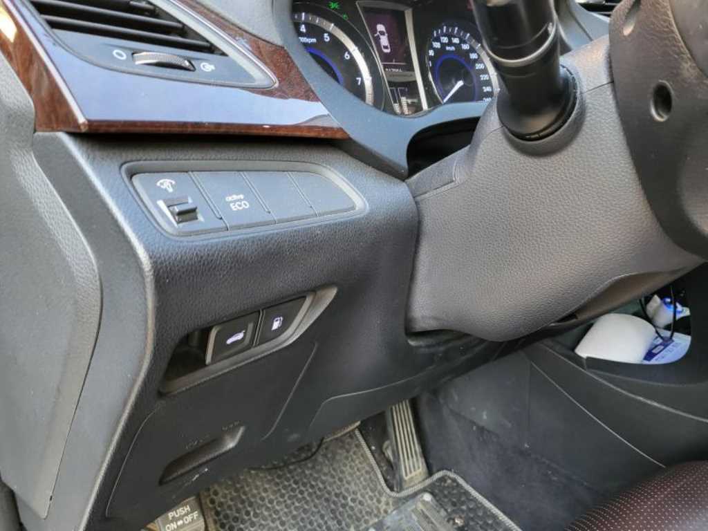 HYUNDAI Grandeur - Vista 6