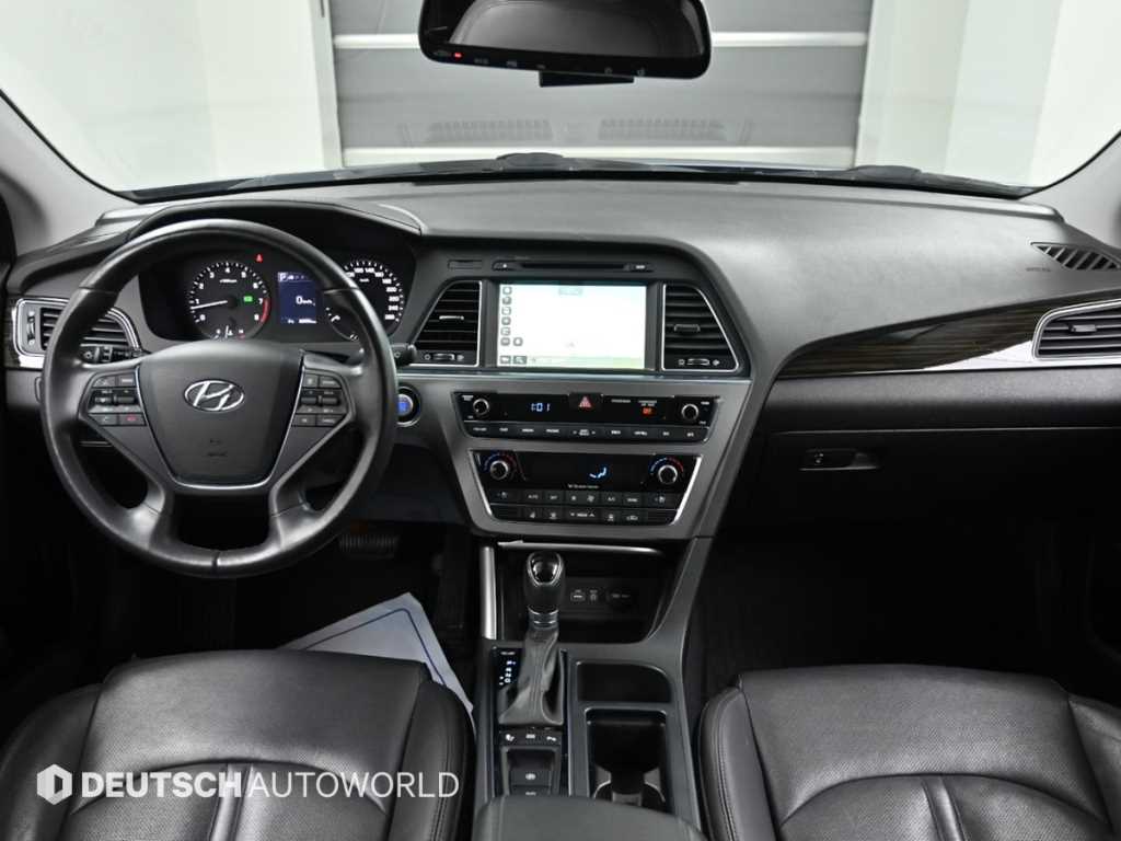 HYUNDAI Sonata - Vista 7