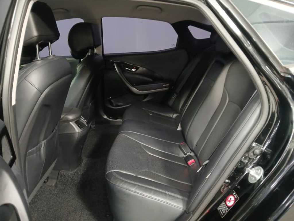 HYUNDAI Grandeur - Vista 7