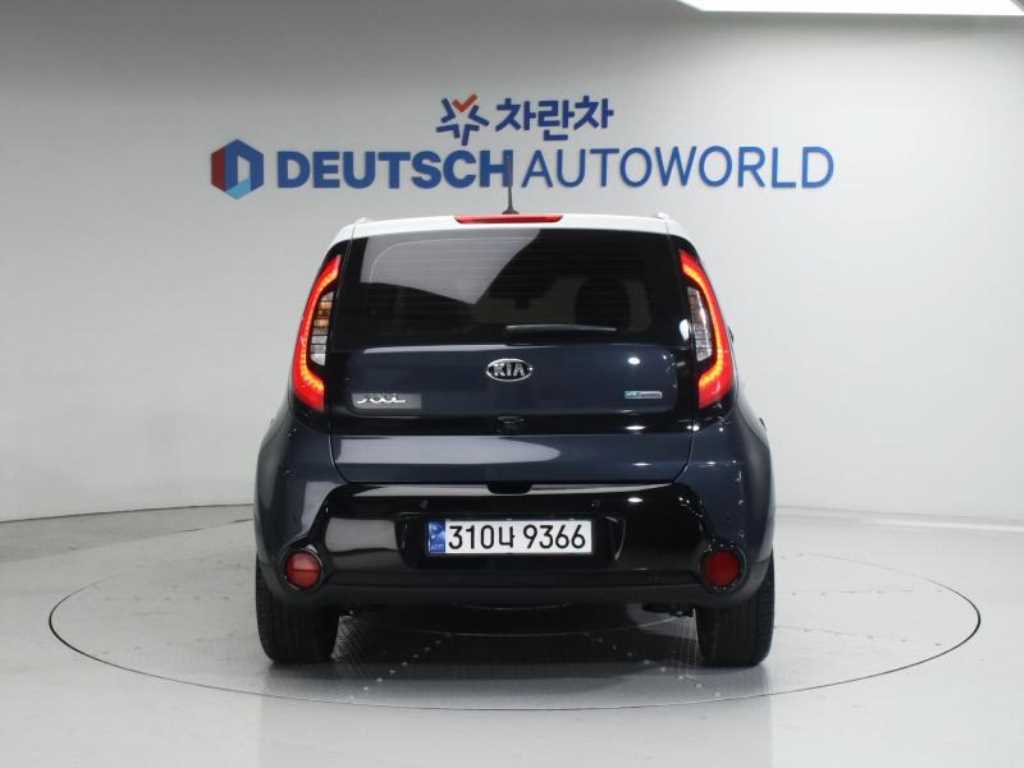 KIA Soul - Vista 4