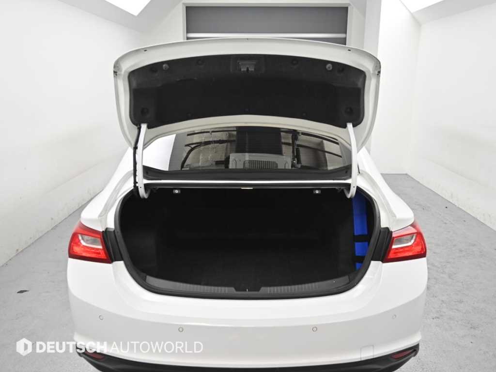 Chevrolet Malibu 2018 Blanco - Importación desde Corea - HF Imports Iquique - Foto 19