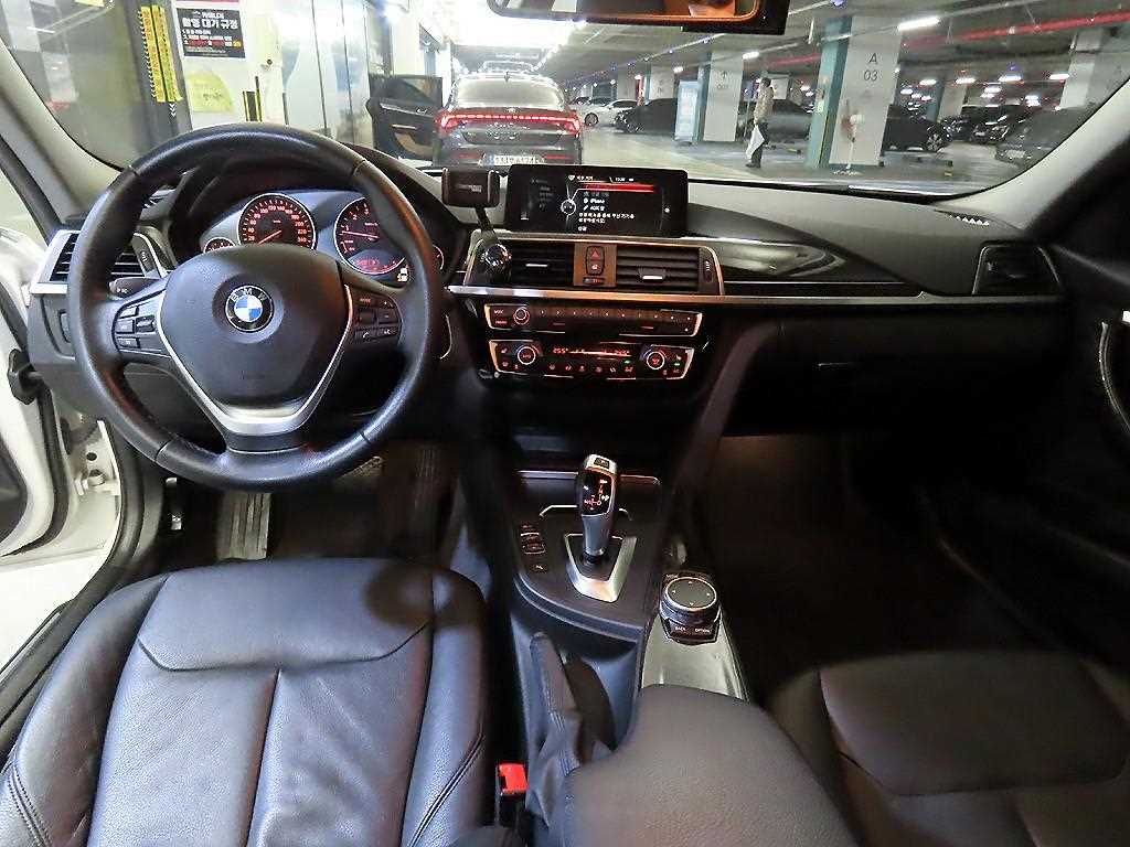 BMW 3 series - Vista 10