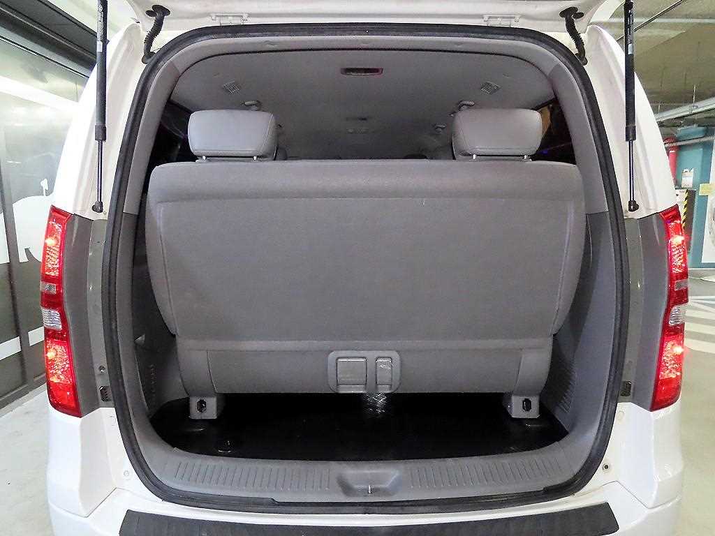 HYUNDAI Starex 2015 Blanco - Importación desde Corea - HF Imports Iquique - Foto 16