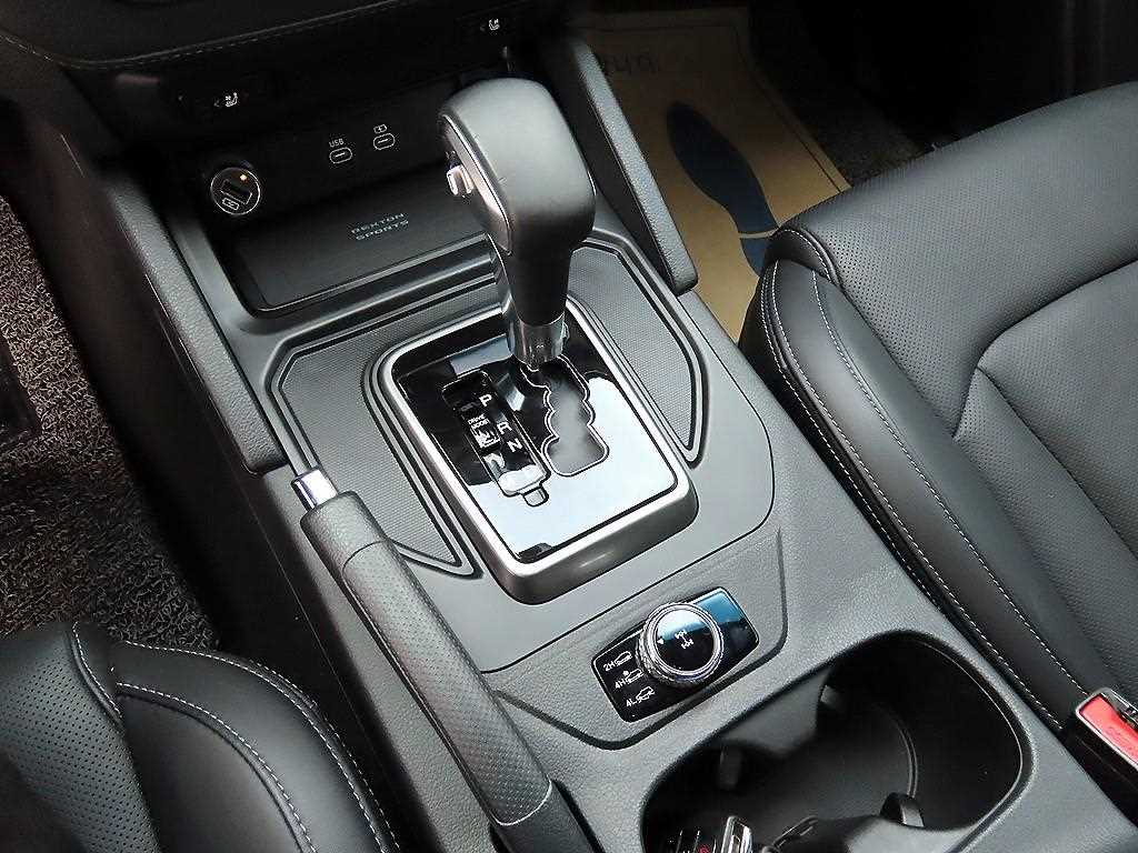 Ssangyong Rexton - Vista 10