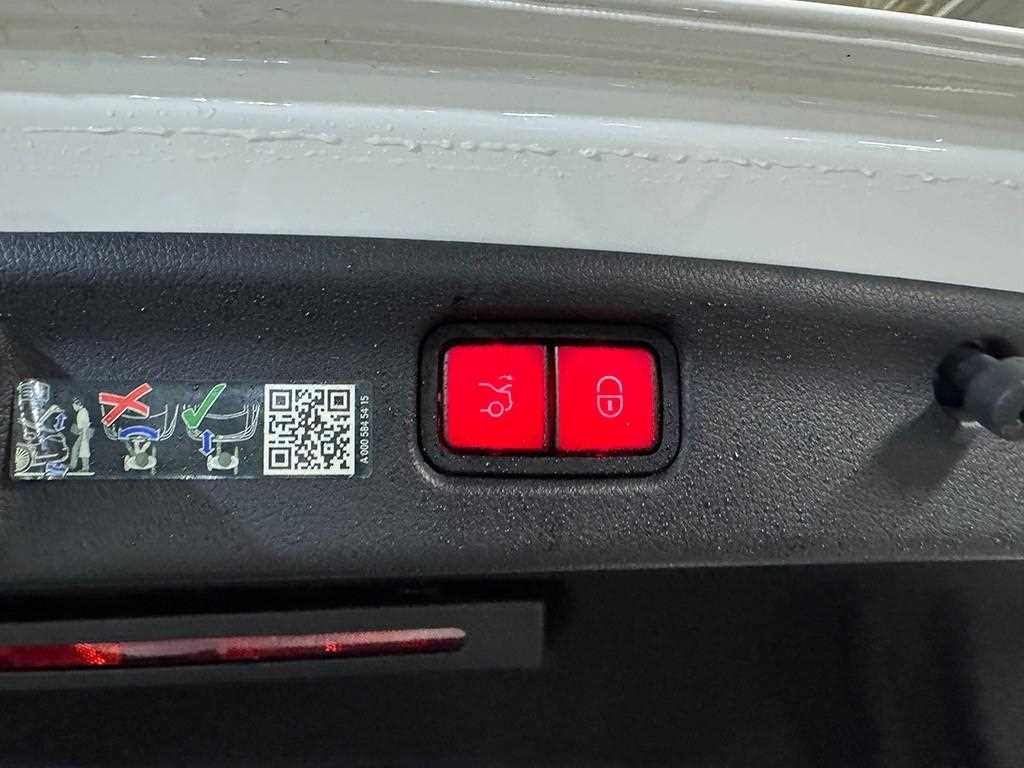 Mercedes Benz C Class 2023 Blanco - Importación desde Corea - HF Imports Iquique - Foto 16