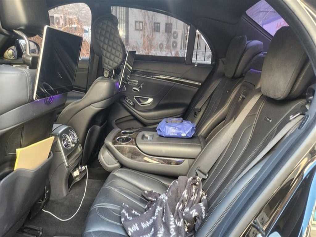 Mercedes Benz S Class - Vista 5