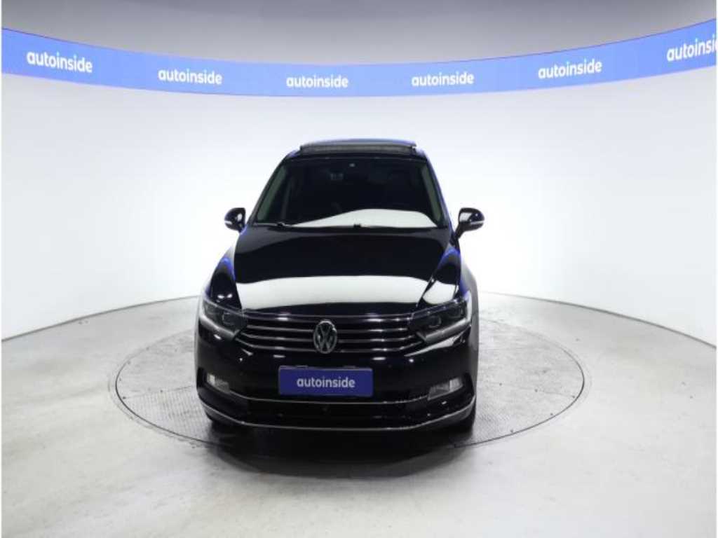 Volkswagen Passat - Vista 2