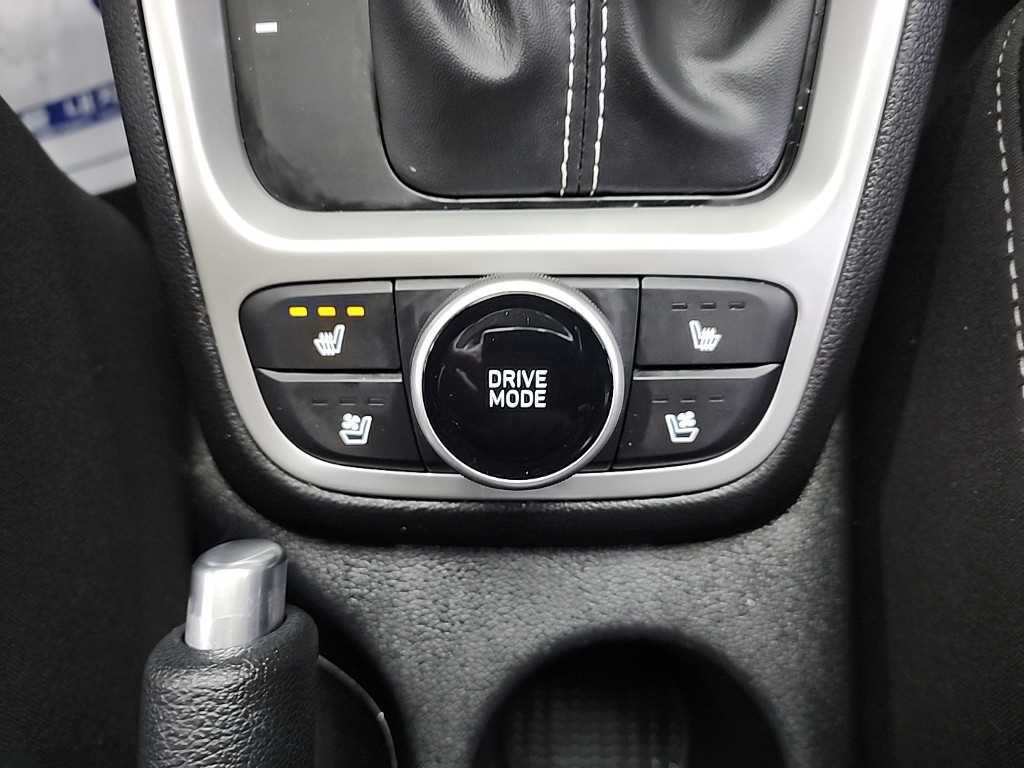 HYUNDAI Venue 2021 Gris - Importación desde Corea - HF Imports Iquique - Foto 16