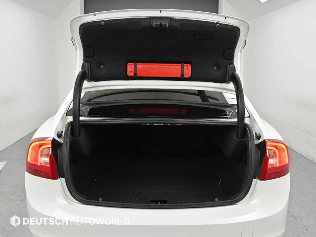 Volvo S60 2018 Blanco - Importación desde Corea - HF Imports Iquique - Foto 19