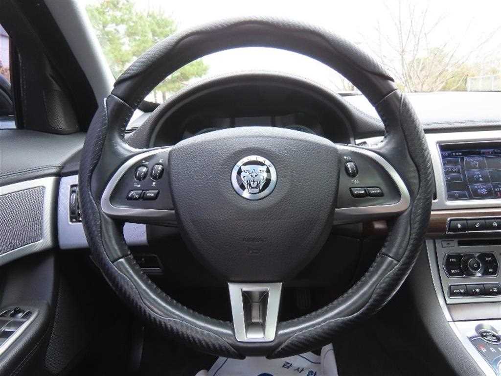 Jaguar XF 2012 - Importación desde Corea - HF Imports Iquique - Foto 16