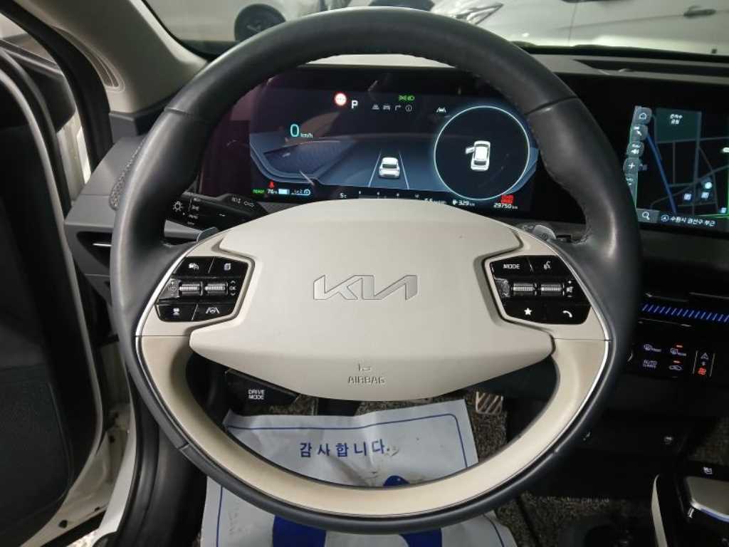 KIA EV6 - Vista 8