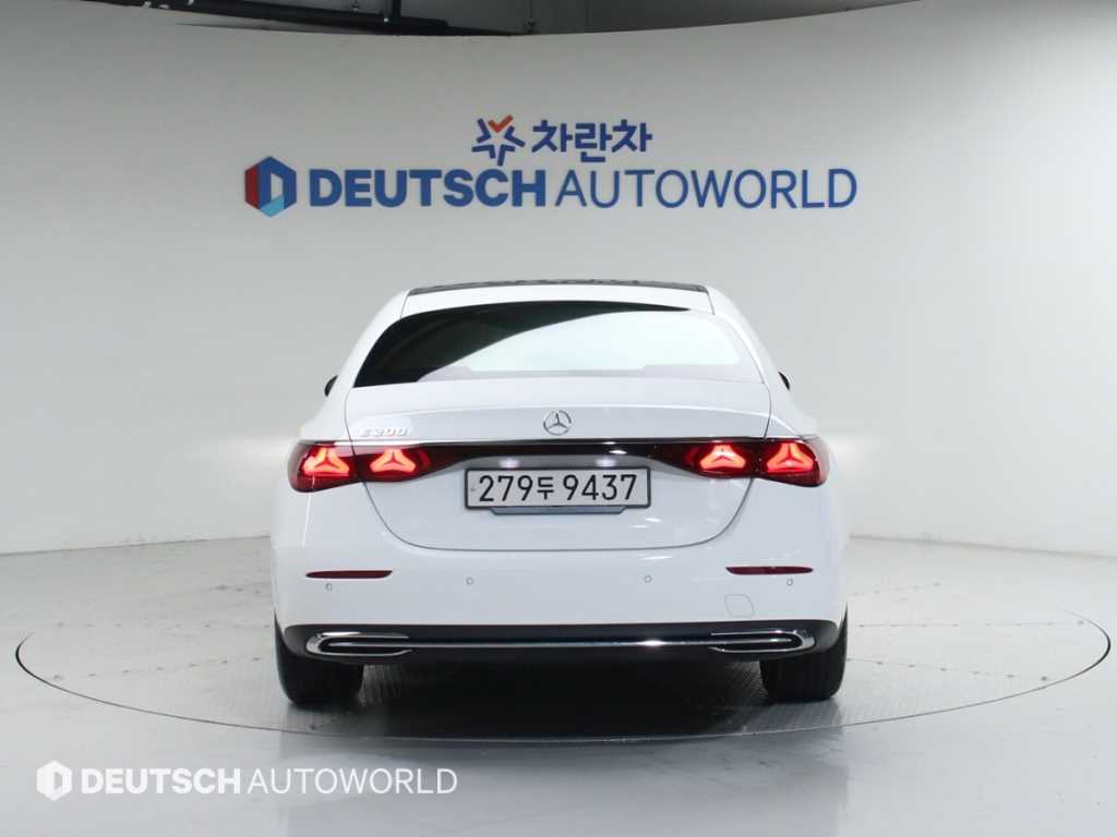 Mercedes Benz E class - Vista 4