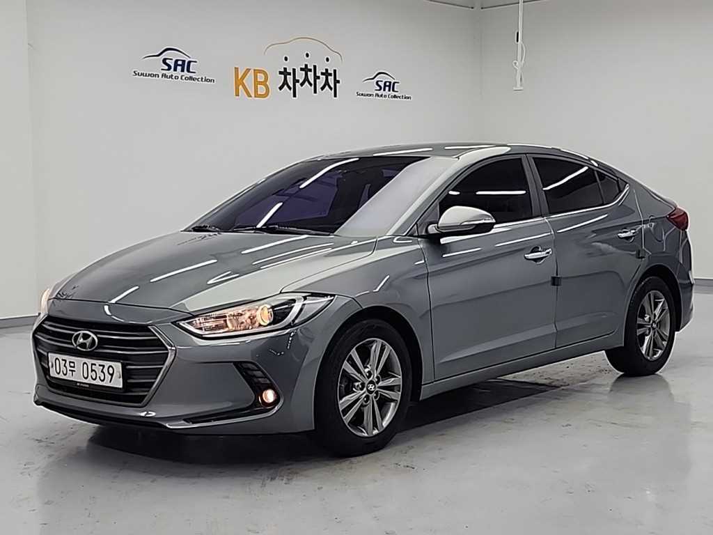 HYUNDAI Avante 2016 Gris - Importación desde Corea - HF Imports Iquique - Foto 1