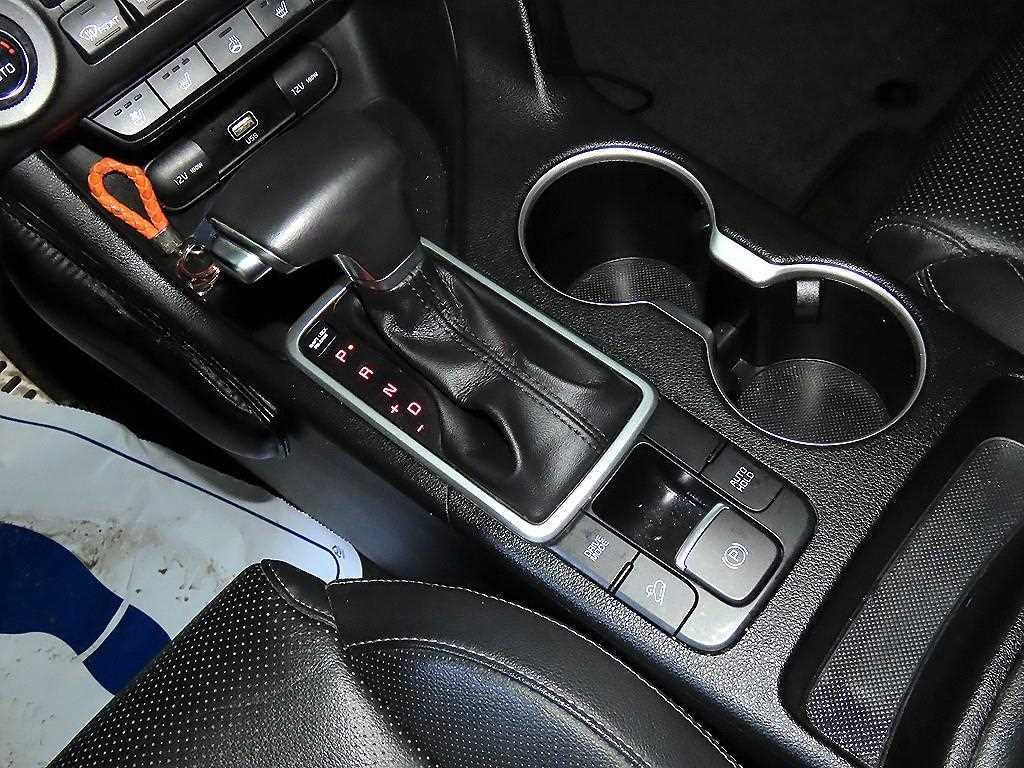 KIA Sportage - Vista 12