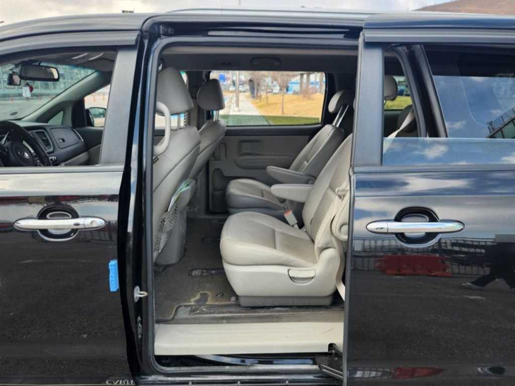 KIA Carnival 2015 Negro - Importación desde Corea - HF Imports Iquique - Foto 14