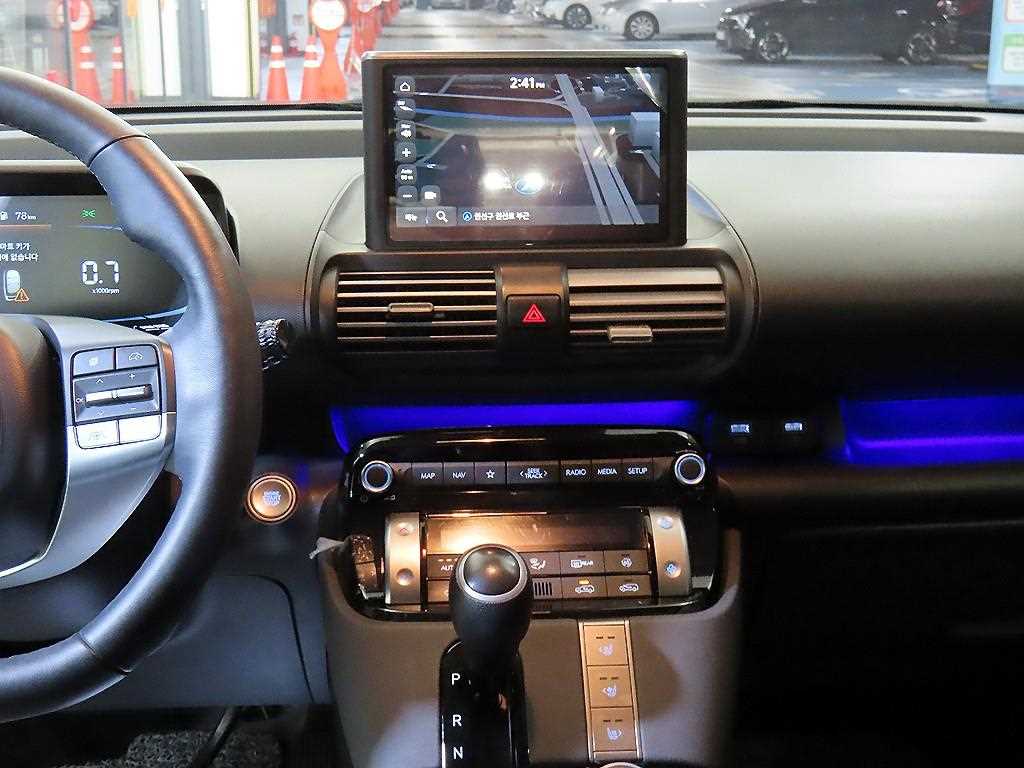 HYUNDAI Casper - Vista 11