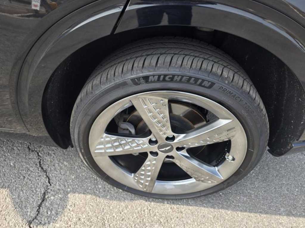 Genesis GV70 - Vista 8